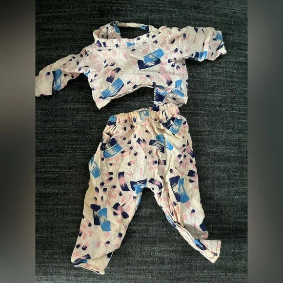 Lot of vintage 70s/80s doll clothes. Probably not haunted. - Picture 4 of 7